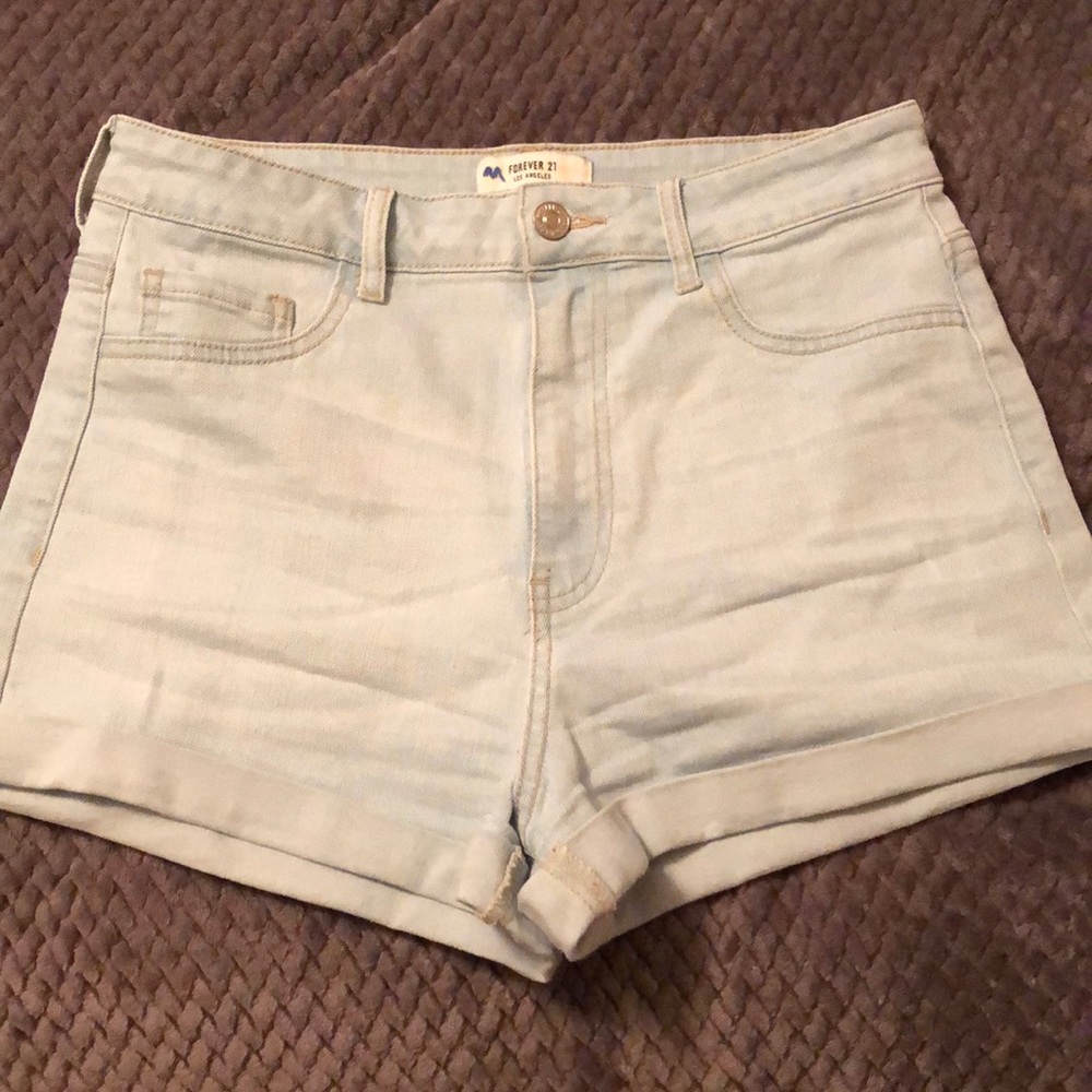 High waisted jeans